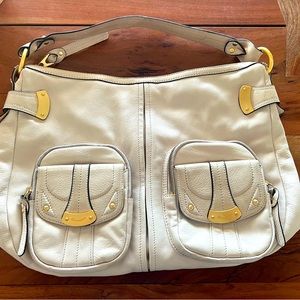 B. Makowsky cream bag is good condition